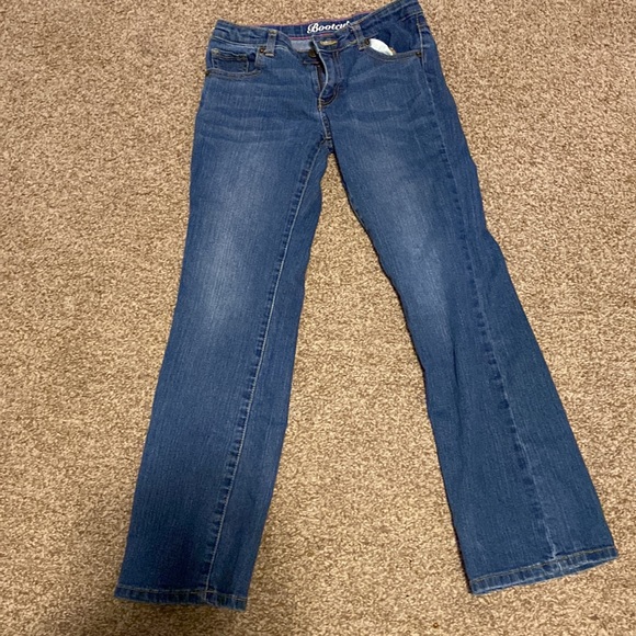 10-12 - Picture 2 of 4